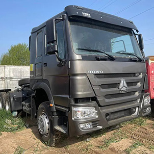HOWO Tractor Truck