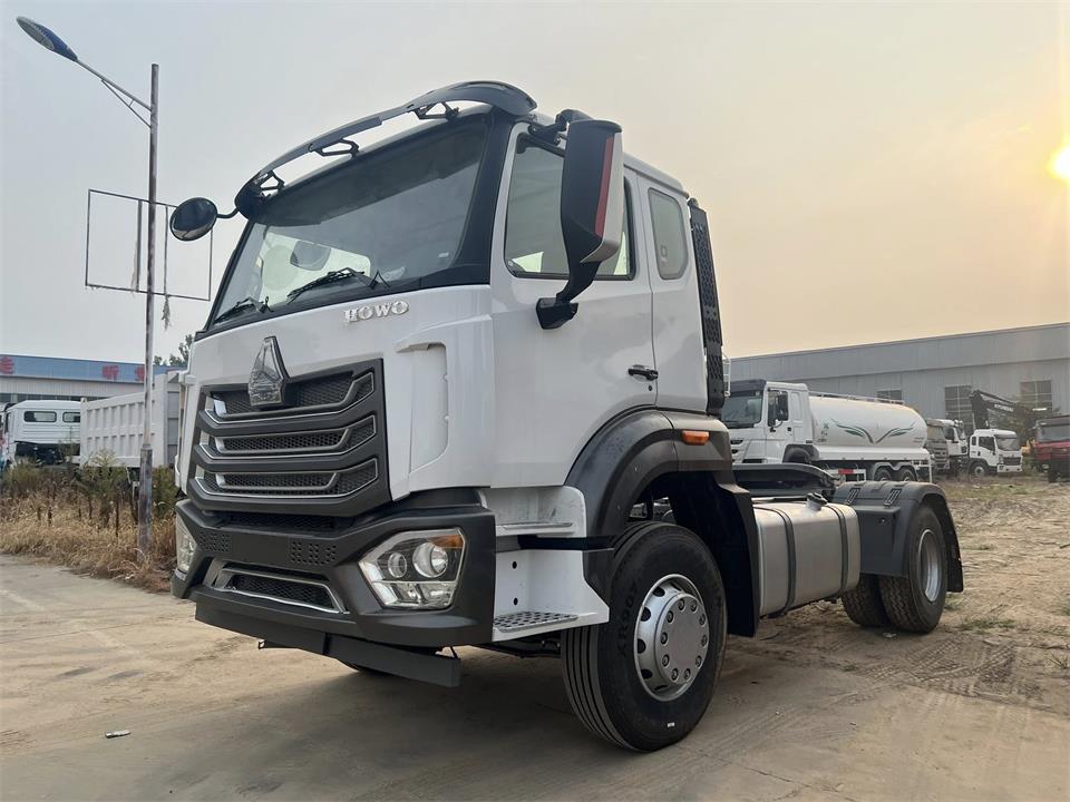 HOWO Tractor Truck