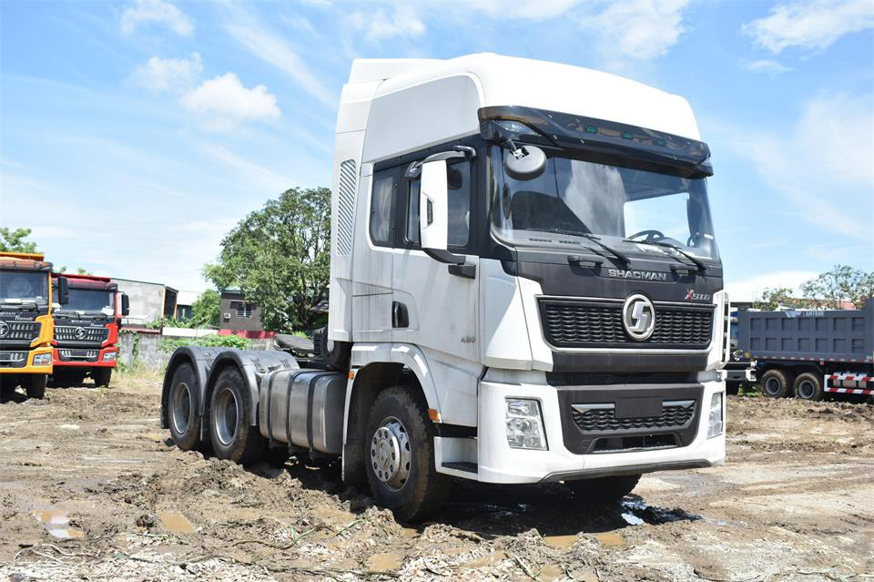 Shacman-Tractor-Head-4