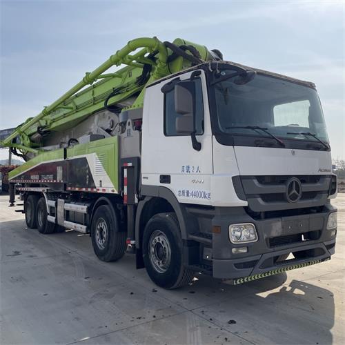 Concrete Pump Truck