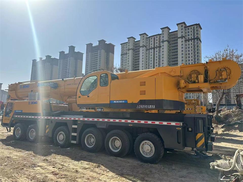 XCMG Truck Crane 130Ton